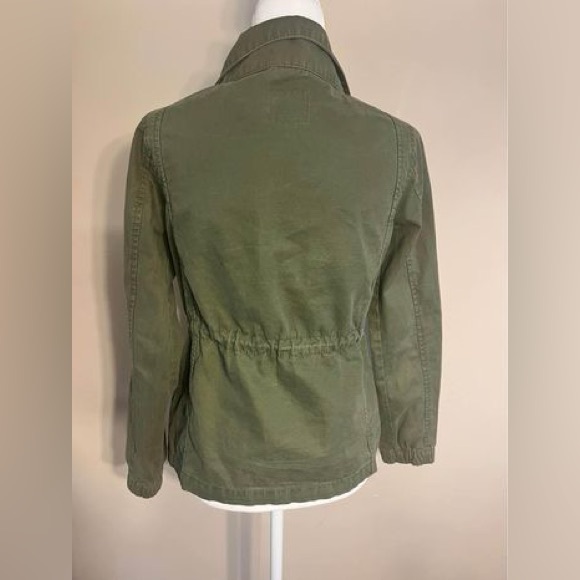 Olive Green Jacket with pockets - Picture 4 of 6